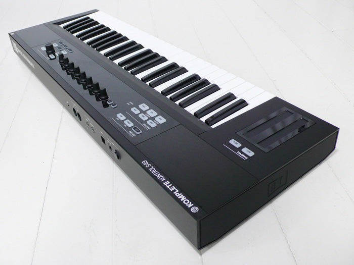 Native Instruments S-シリーズキーボード KOMPLETE KONTROL S61 MK2