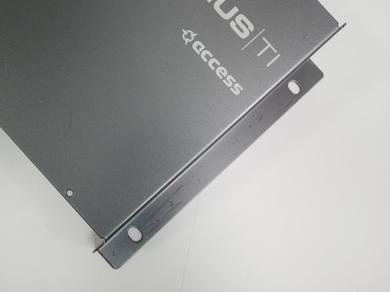Access Virus TI2 Desktop Rack Mounting Kit (中古)