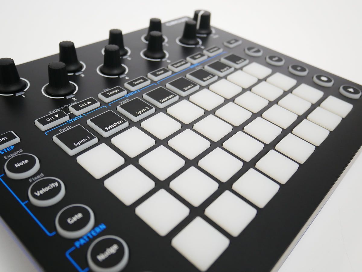 Novation CIRCUIT (中古)