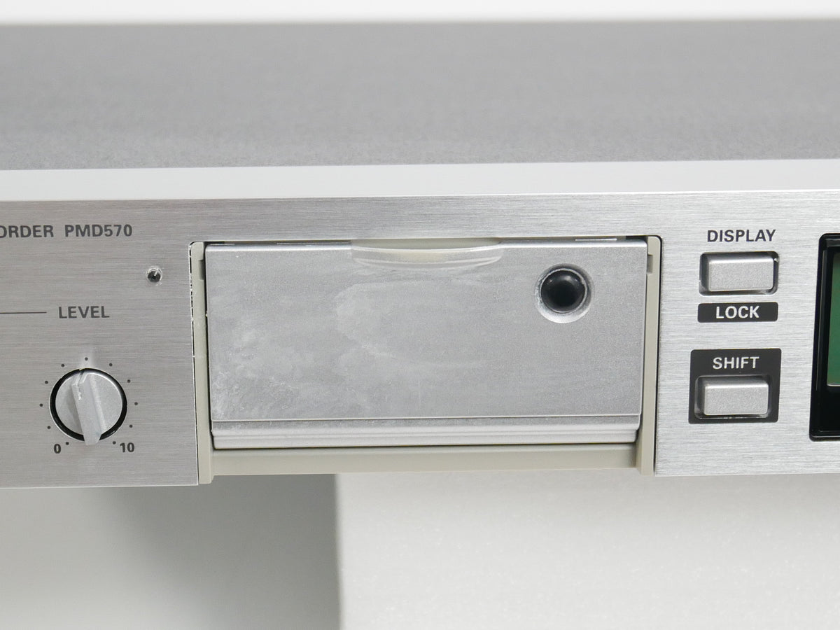 marantz プロ用ステレオレコーダー　PMD570 Marantz PMD570 (中古2)