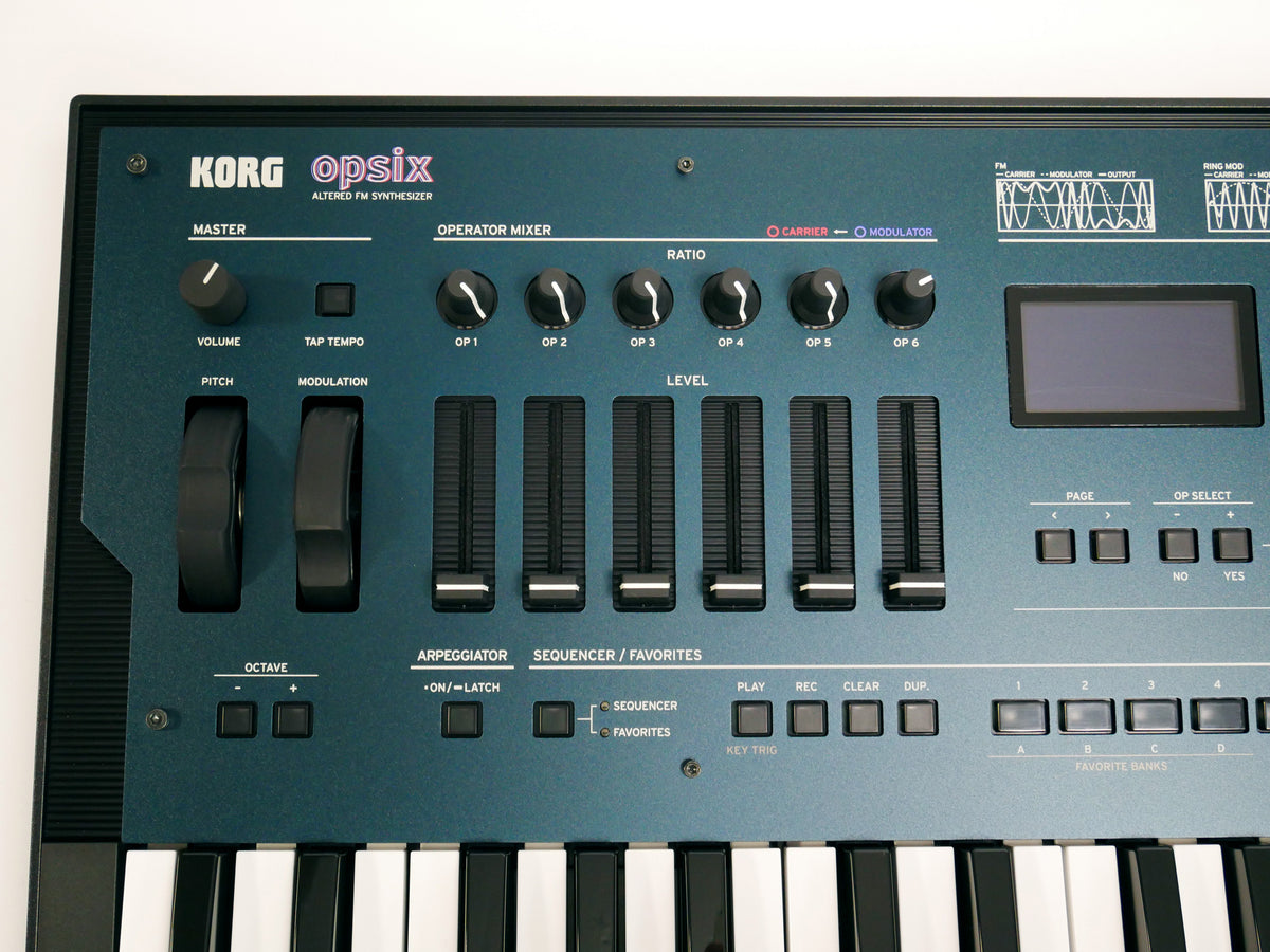 KORG opsix クロスグレード未購入 有料追加音色あり 旨く FMシンセサイザー