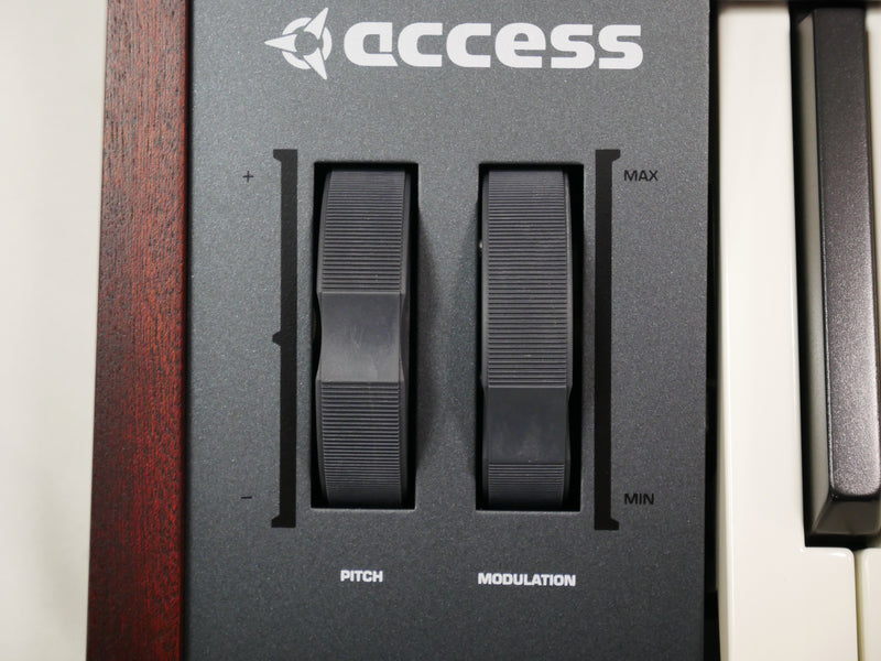 access VIRUS TI Keyboard (中古)