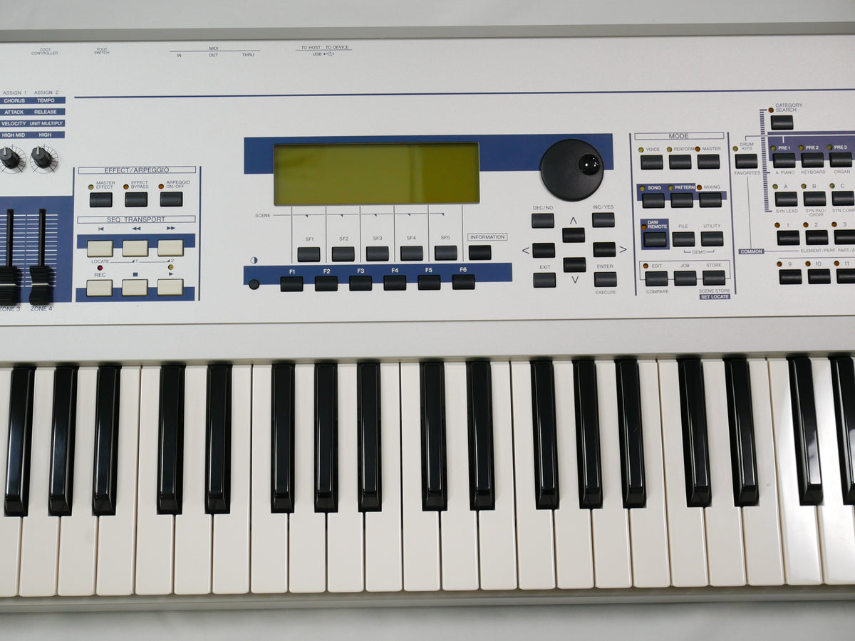 YAMAHA MO6 (中古)