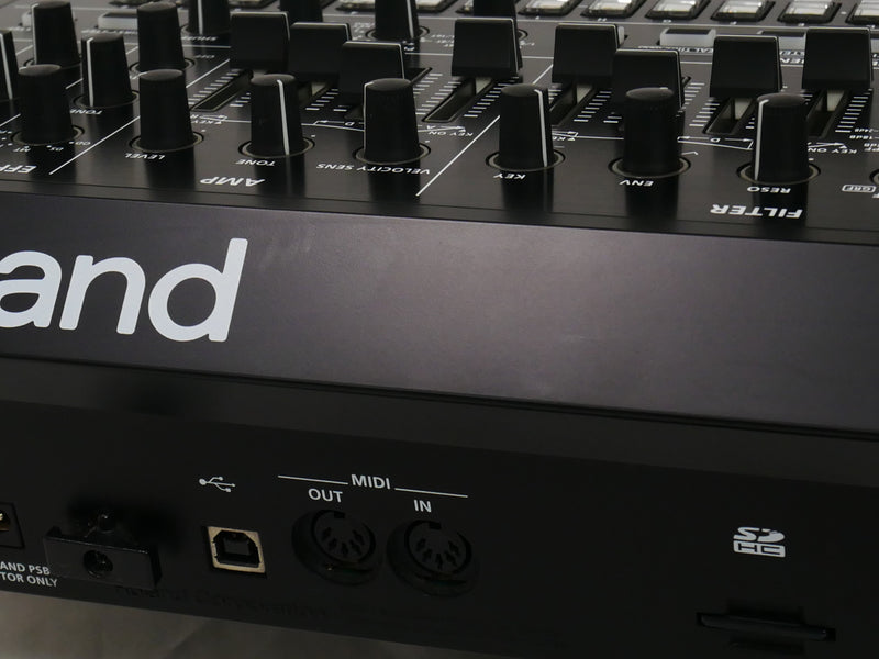 Roland SYSTEM-8 (中古)