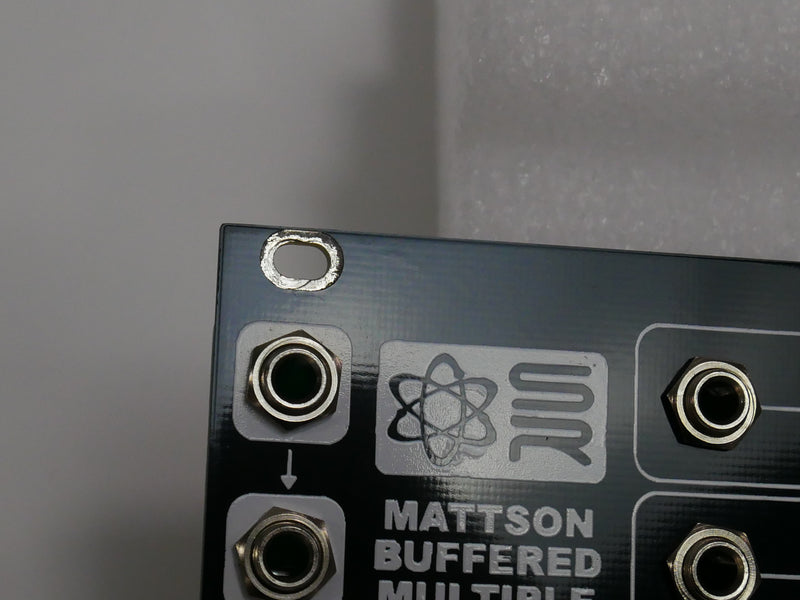 Synthrotek 1U Mattson Buffered Multiple (中古)