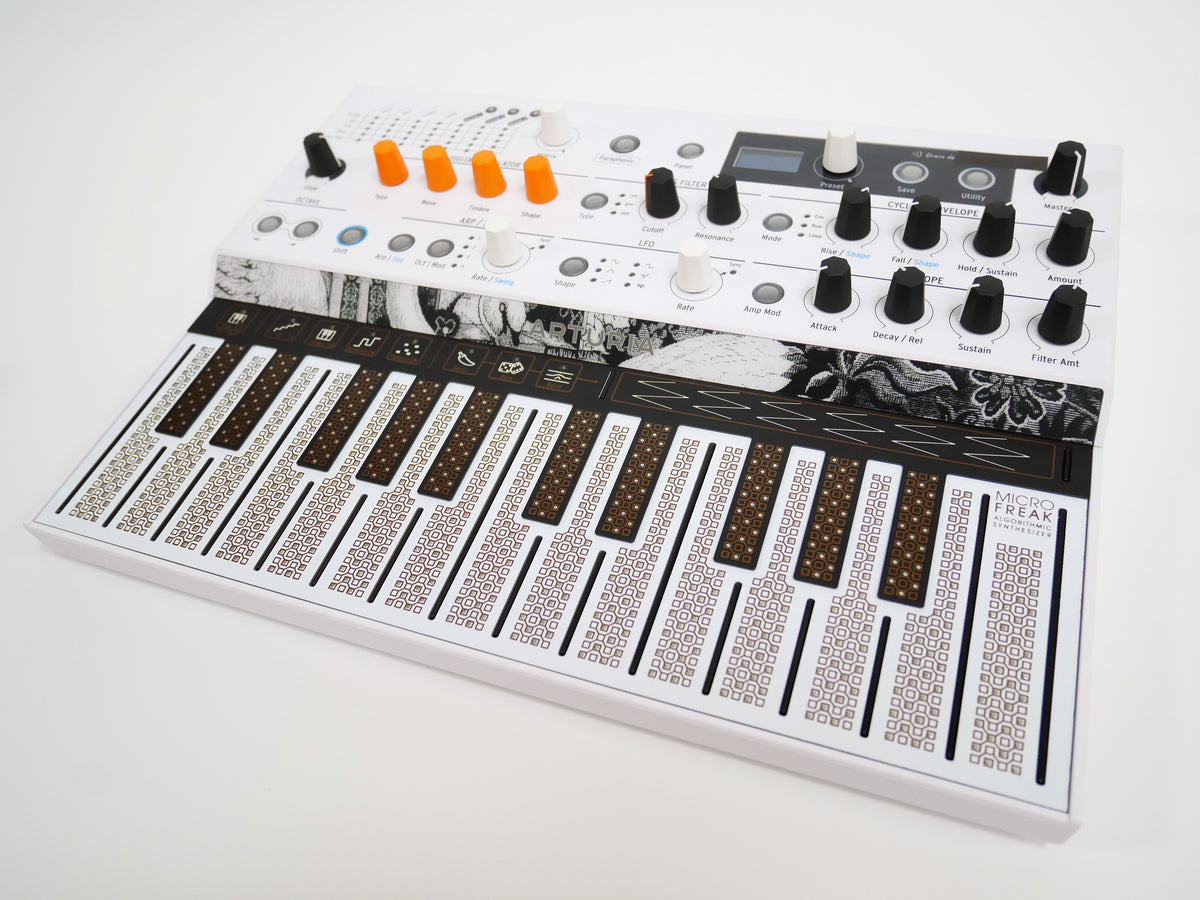 Arturia MICROFREAK Vocoder Edition (中古)