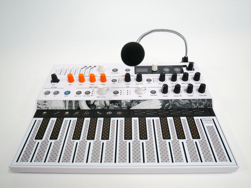 Arturia MICROFREAK Vocoder Edition (中古)