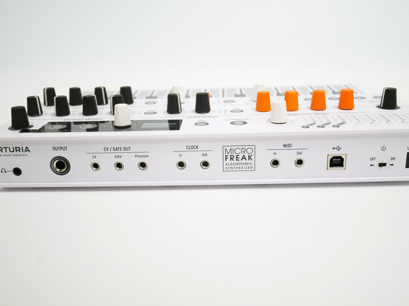 Arturia MICROFREAK Vocoder Edition (中古)