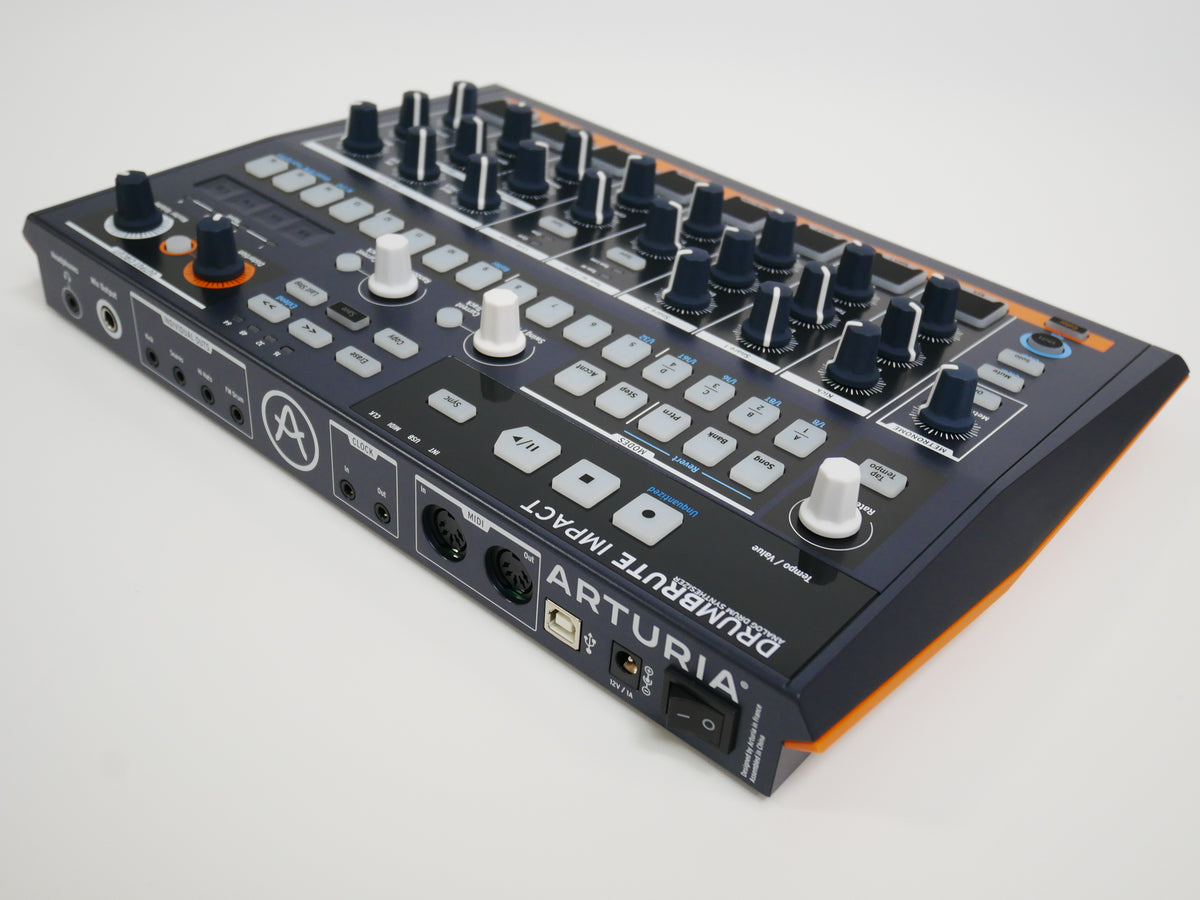 Arturia DRUMBRUTE IMPACT (中古)