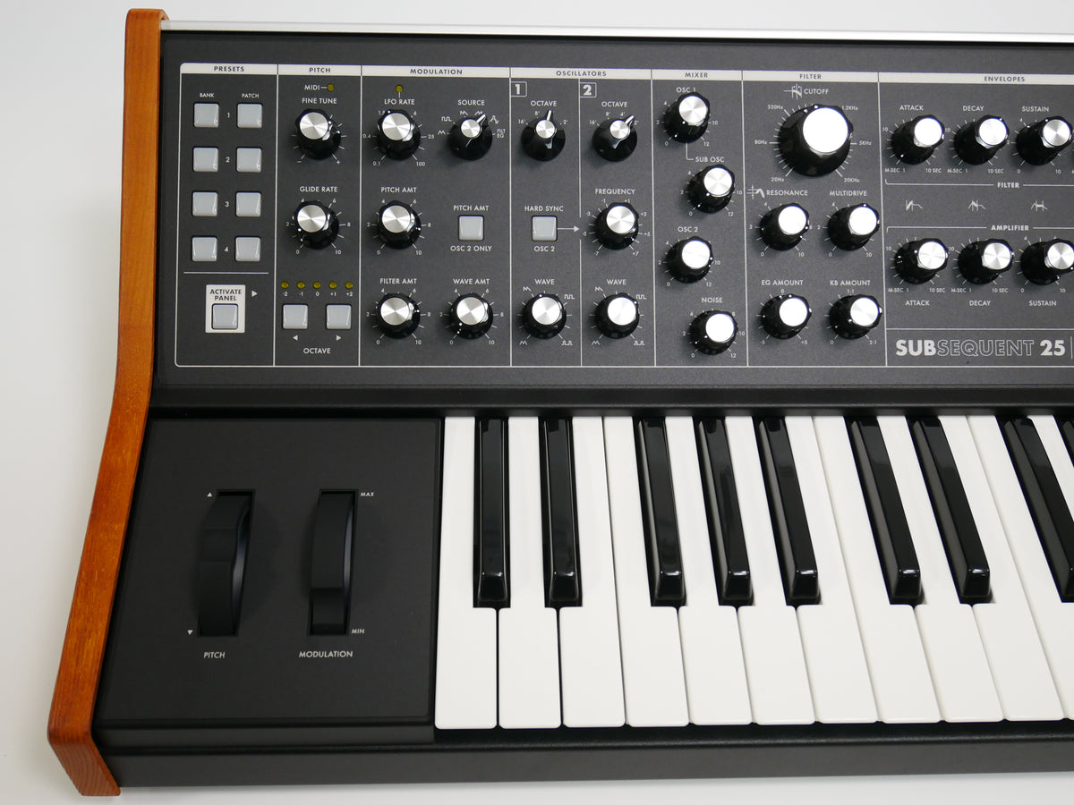 moog Subsequent 25 (中古)