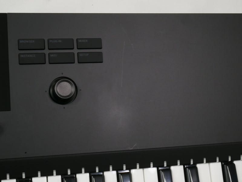 Native Instruments KOMPLETE KONTROL S61 MK2 (中古)