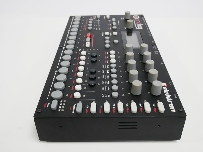 Elektron  Analog FOUR (中古)3