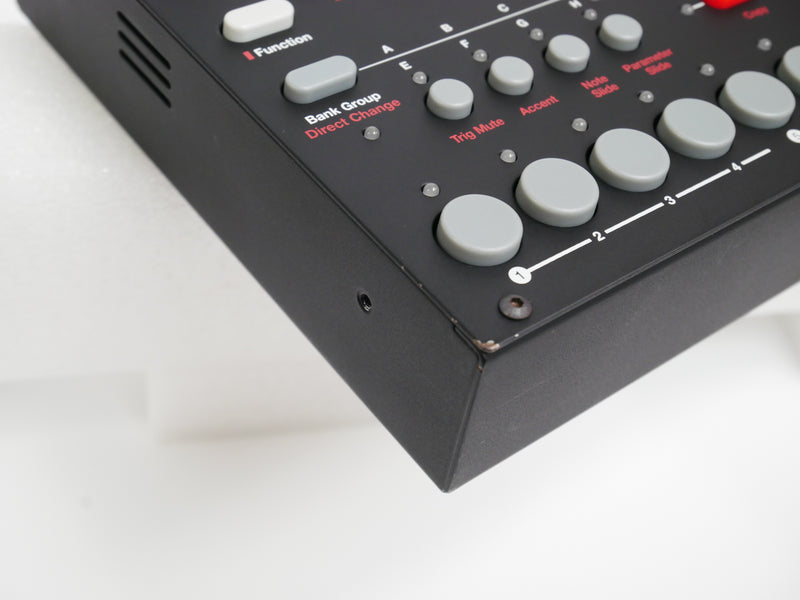 Elektron Analog FOUR (中古)