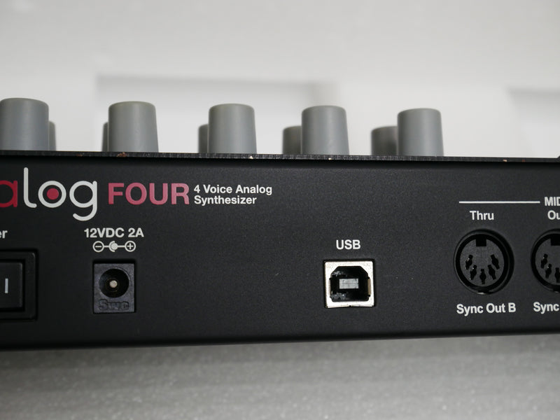 Elektron Analog FOUR (中古)