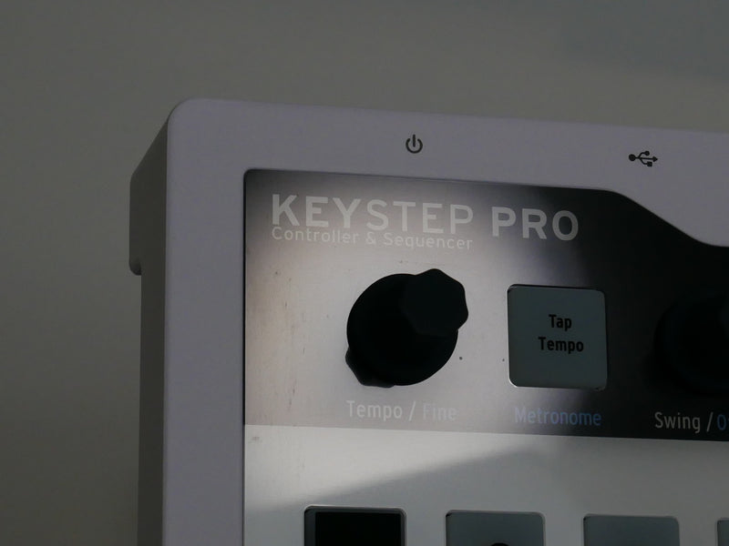 Arturia Keystep Pro (中古)