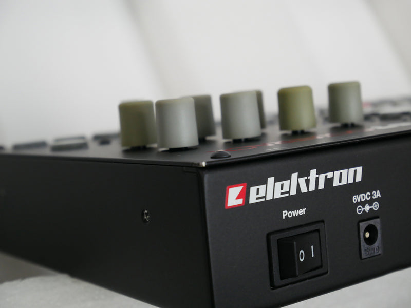 ELEKTRON Octatrack (中古)