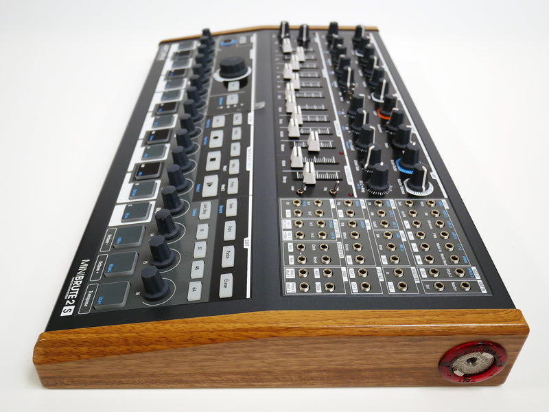 Arturia MiniBrute 2S (中古)2