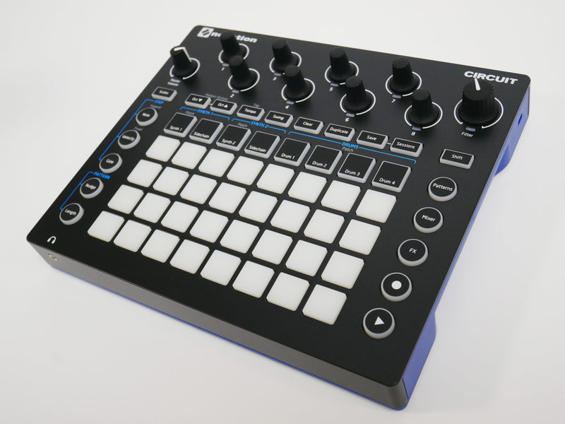 Novation CIRCUIT (中古2)