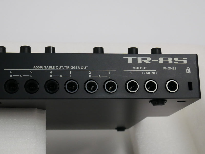 Roland TR-8S (中古)