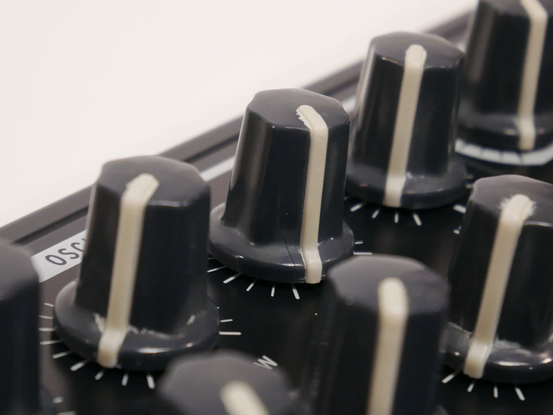 Arturia MicroBrute (中古)