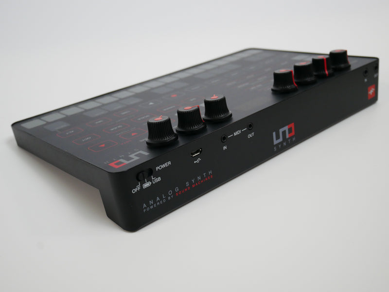 IK Multimedia UNO Synth (中古)6