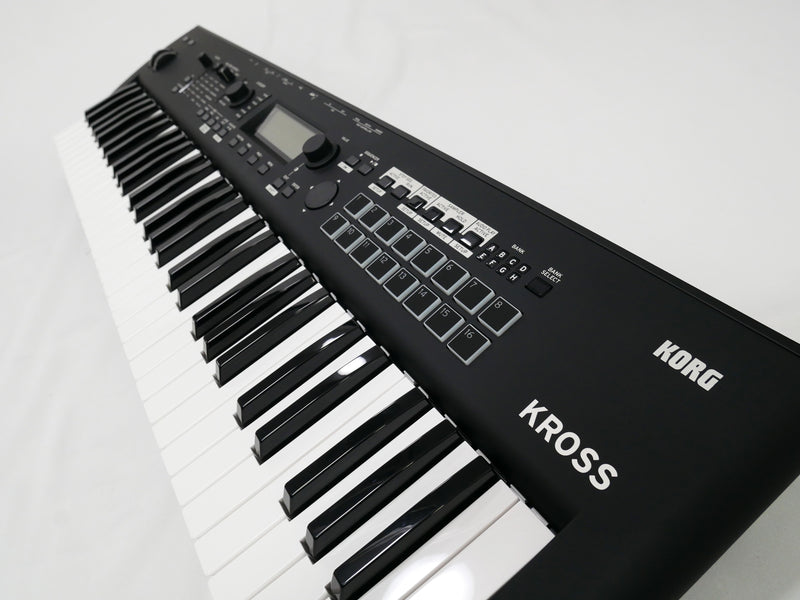 KORG KROSS 2-61 + SoftCase (中古)3