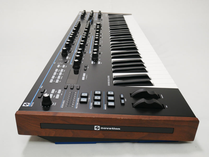 Novation SUMMIT (中古)2