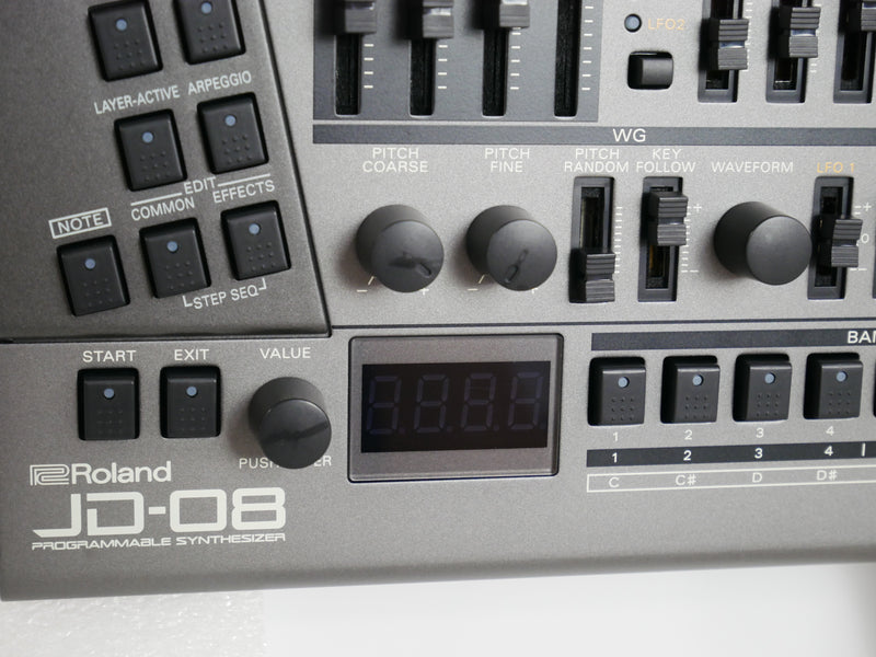 Roland JD-08 (中古)