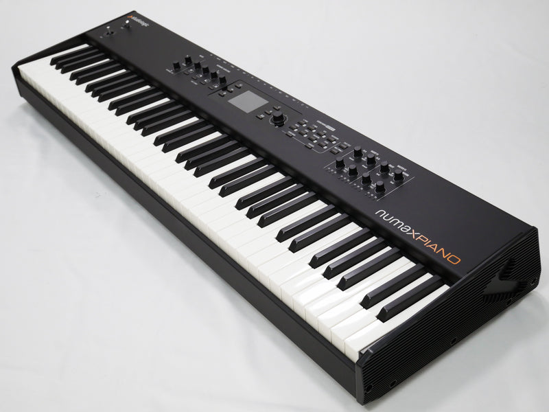 Studiologic Numa X Piano 73 (中古)