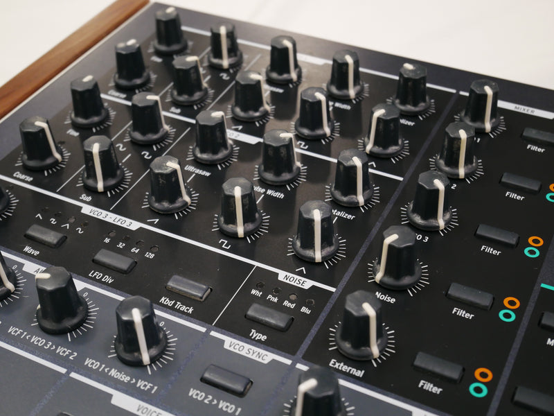 Arturia MATRIXBRUTE (中古)