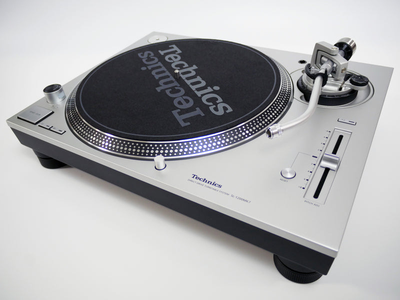 Technics SL-1200MK7-S (中古)