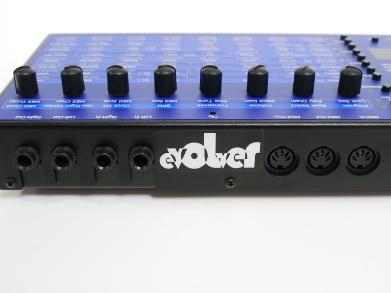 Dave Smith Instruments evolver + Case (中古)