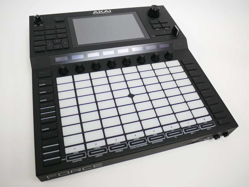 AKAI FORCE + SSD 500GB (中古)