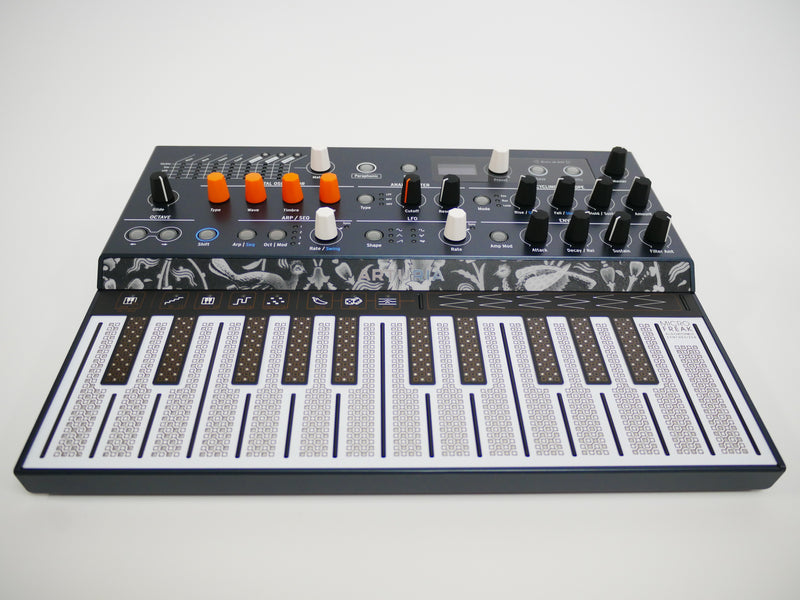 Arturia MicroFreak (中古)2