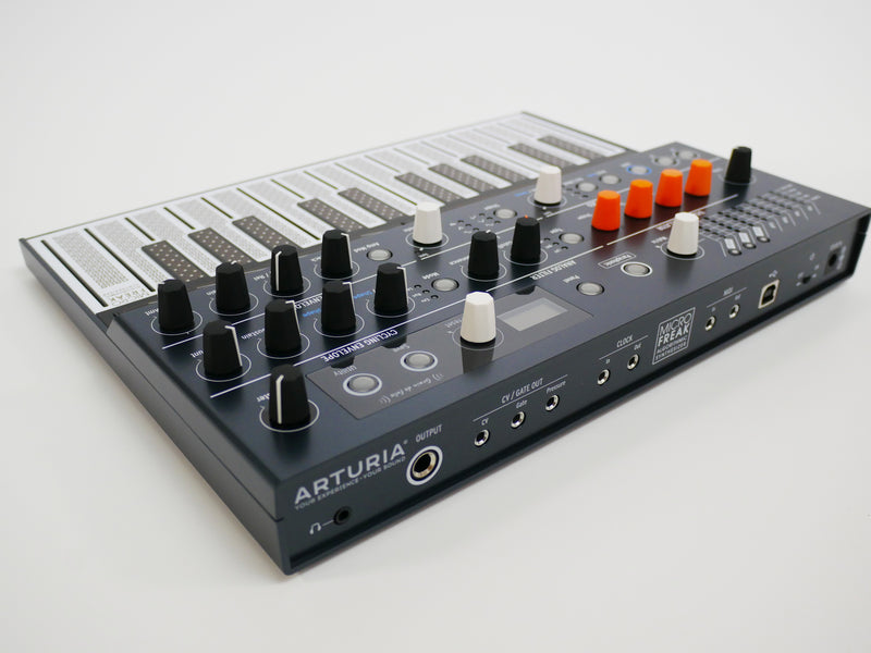 Arturia MicroFreak (中古)4