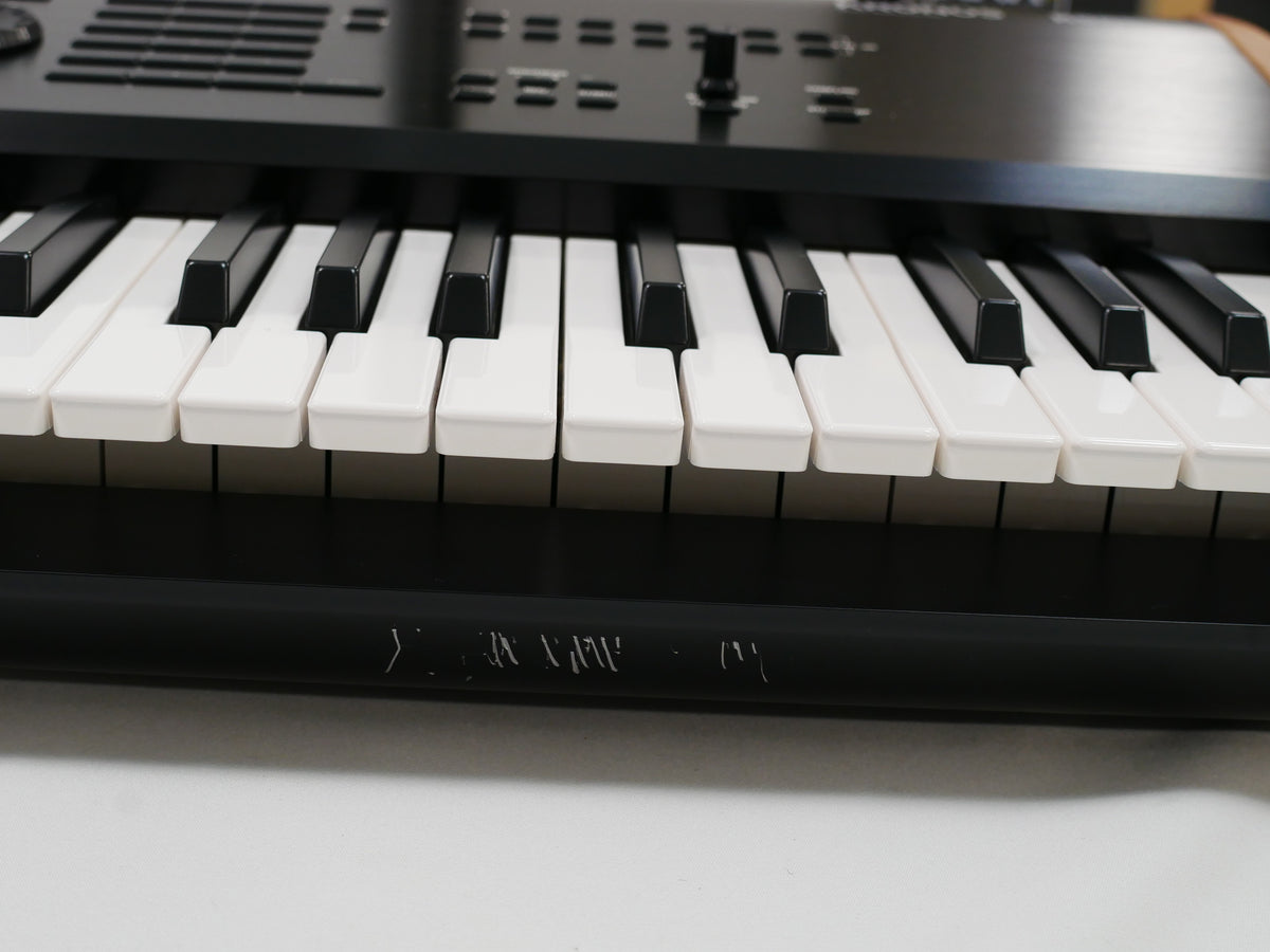 KORG KRONOS2 61 (中古)