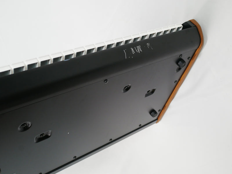 KORG KRONOS2 61 (中古)
