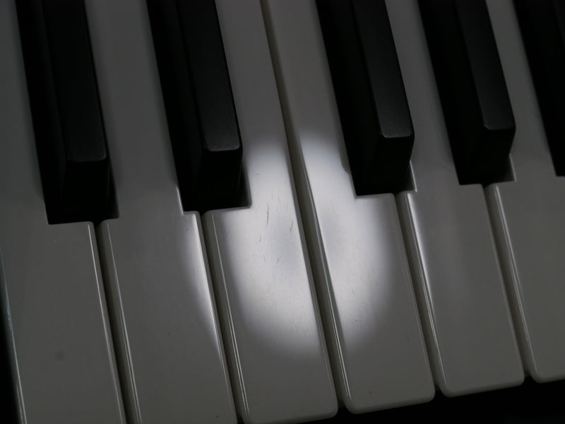 KORG KRONOS2 61 (中古)