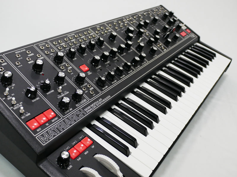 moog Matriarch DARK (中古)3