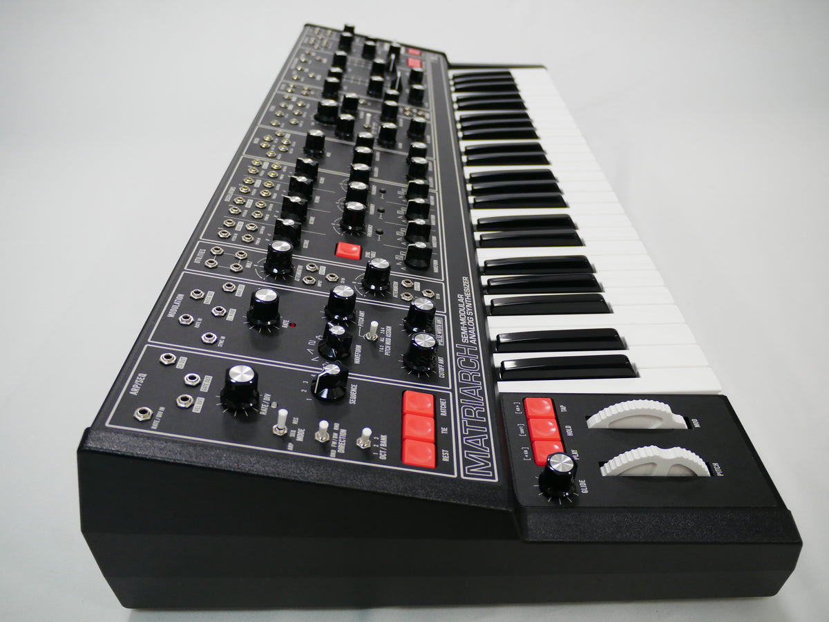 moog Matriarch DARK (中古)