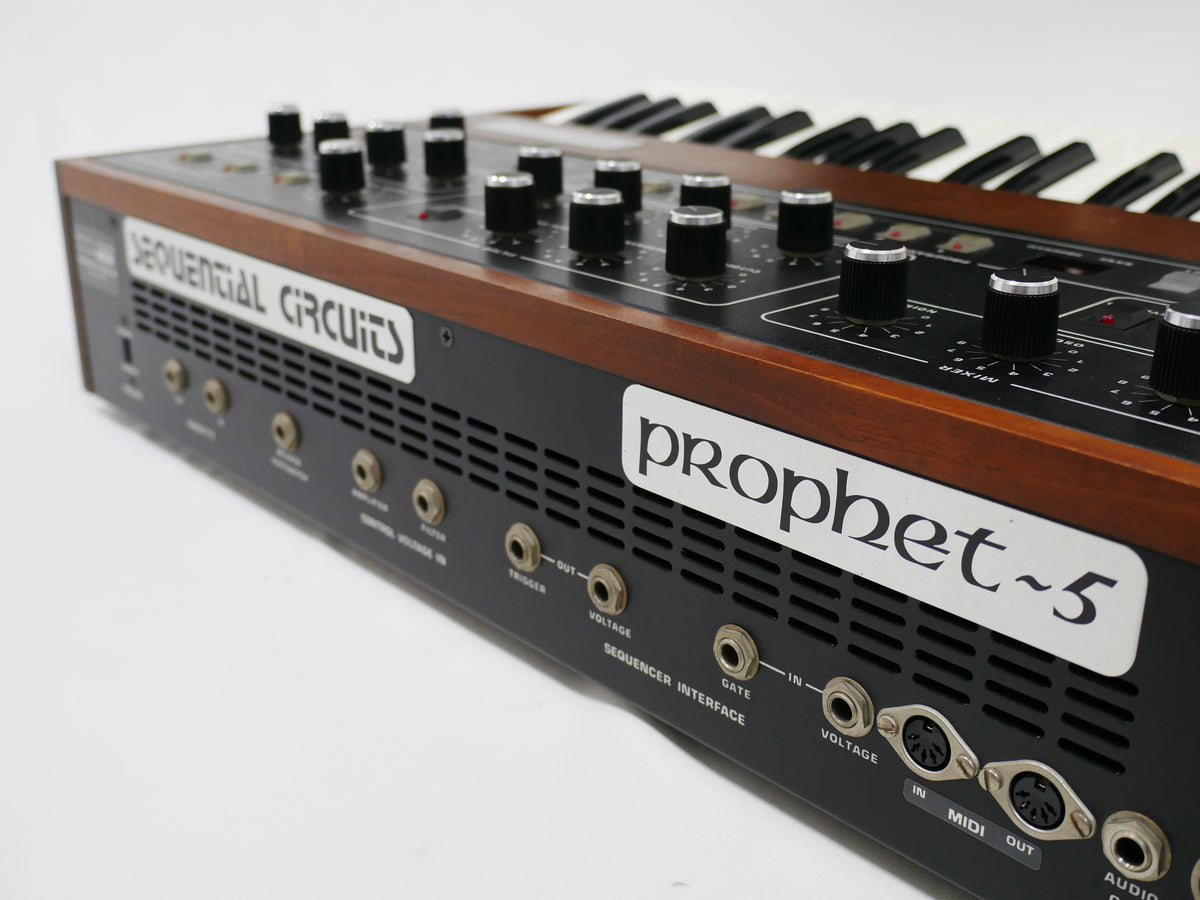 Sequential Circuits PROPHET-5 Rev3.3 + Hardcase (中古)