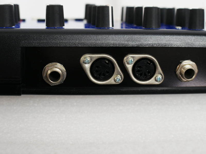 MFB SYNTH II (中古)