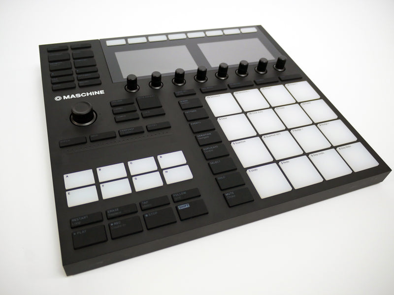 Native Instruments MASCHINE MK3 (中古)