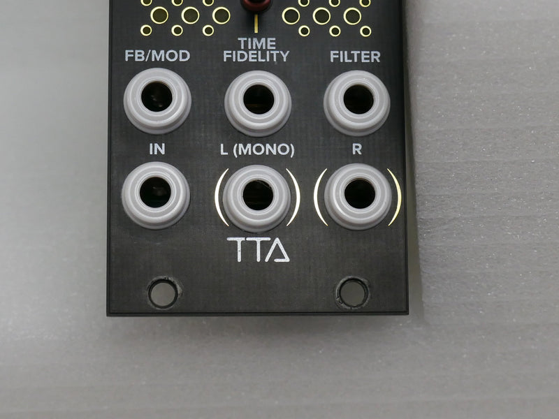 Tiptop Audio Z5000 (中古)