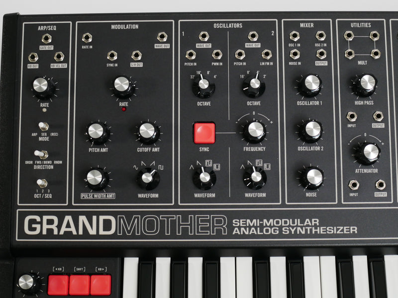 moog Grandmother DARK (中古)