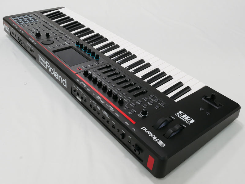 Roland FANTOM-06 + Case (中古)2