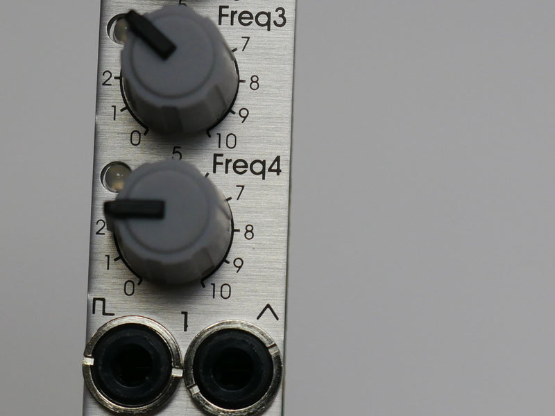 DOEPFER A-145-4 Quad LFO (中古)