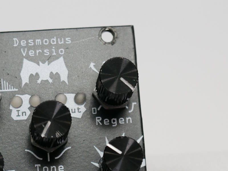 Noise Engineering Desmodus Versio (中古)