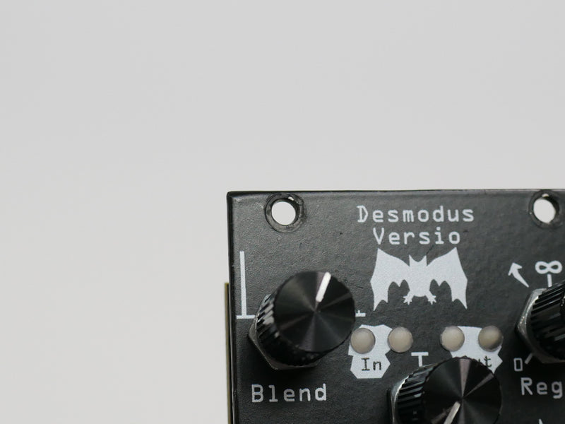 Noise Engineering Desmodus Versio (中古)