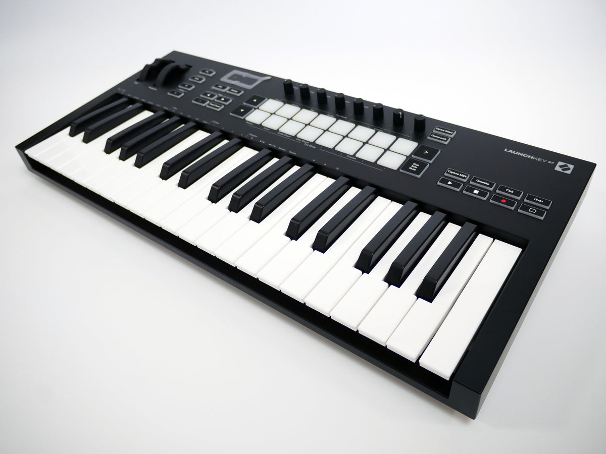 Novation Launchkey37 中古 novation Launchkey 37 MK3 (中古)